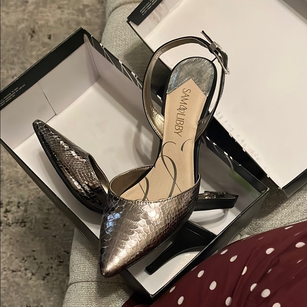 Sam & Libby Women's Metallic Snake Print Heels